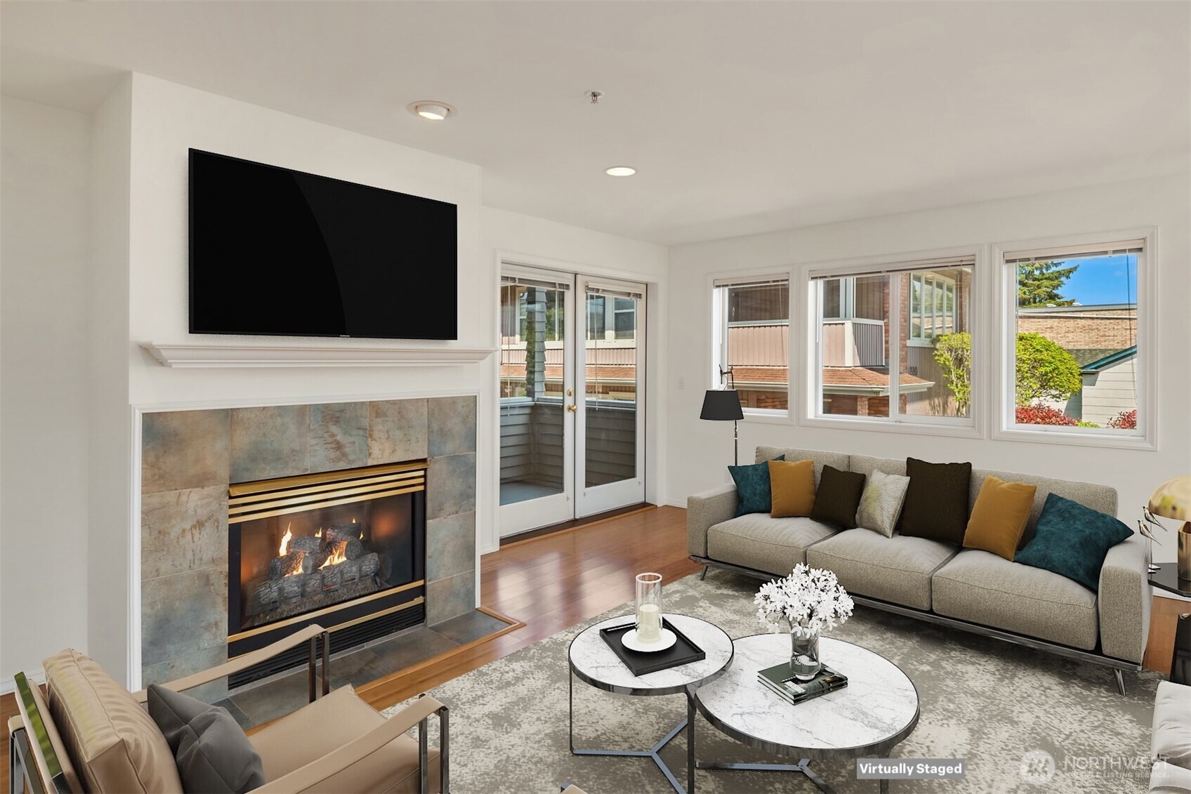 232 4th Avenue S Unit: 206
