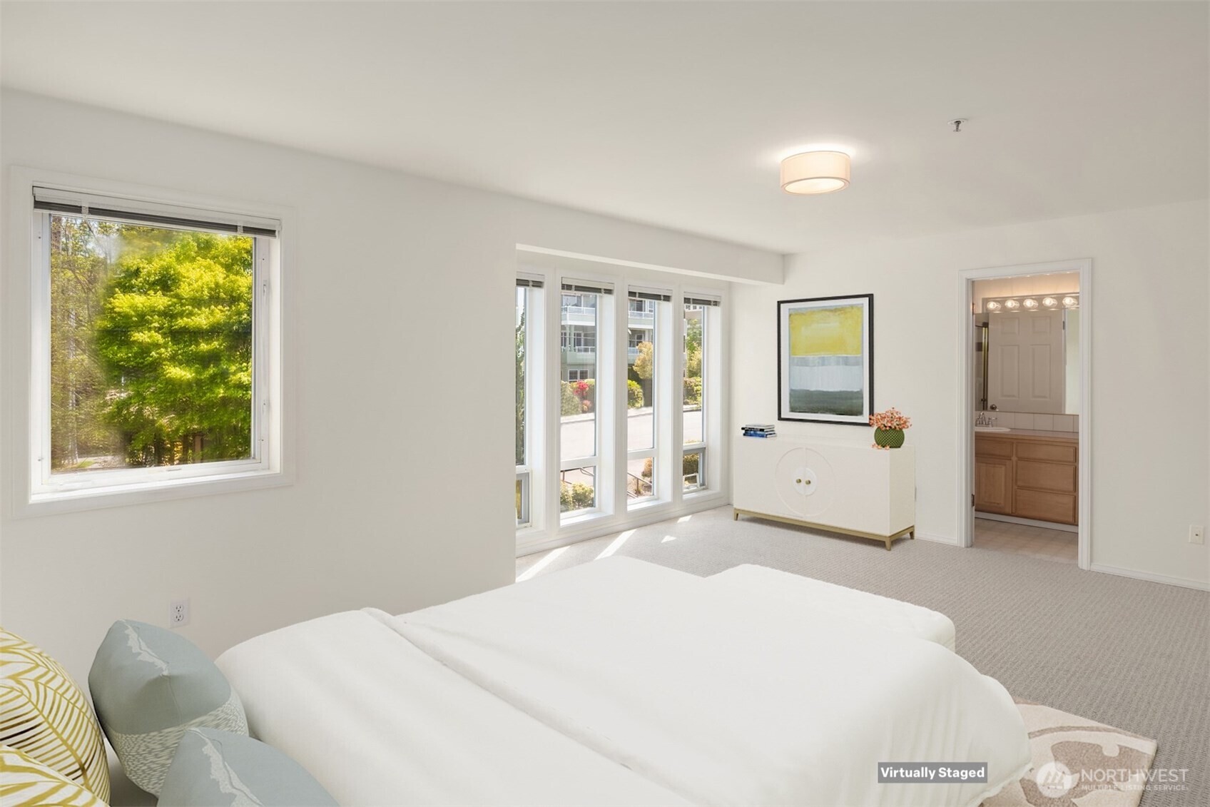 232 4th Avenue S Unit: 206