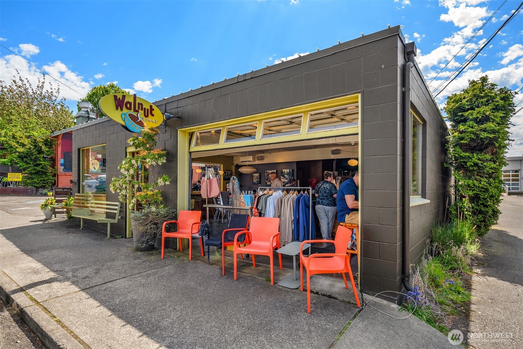 232 4th Avenue S Unit: 206