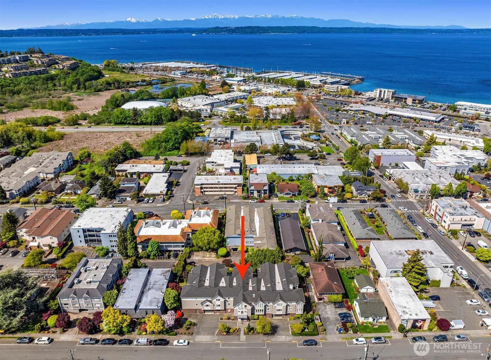 232 4th Avenue S Unit: 206