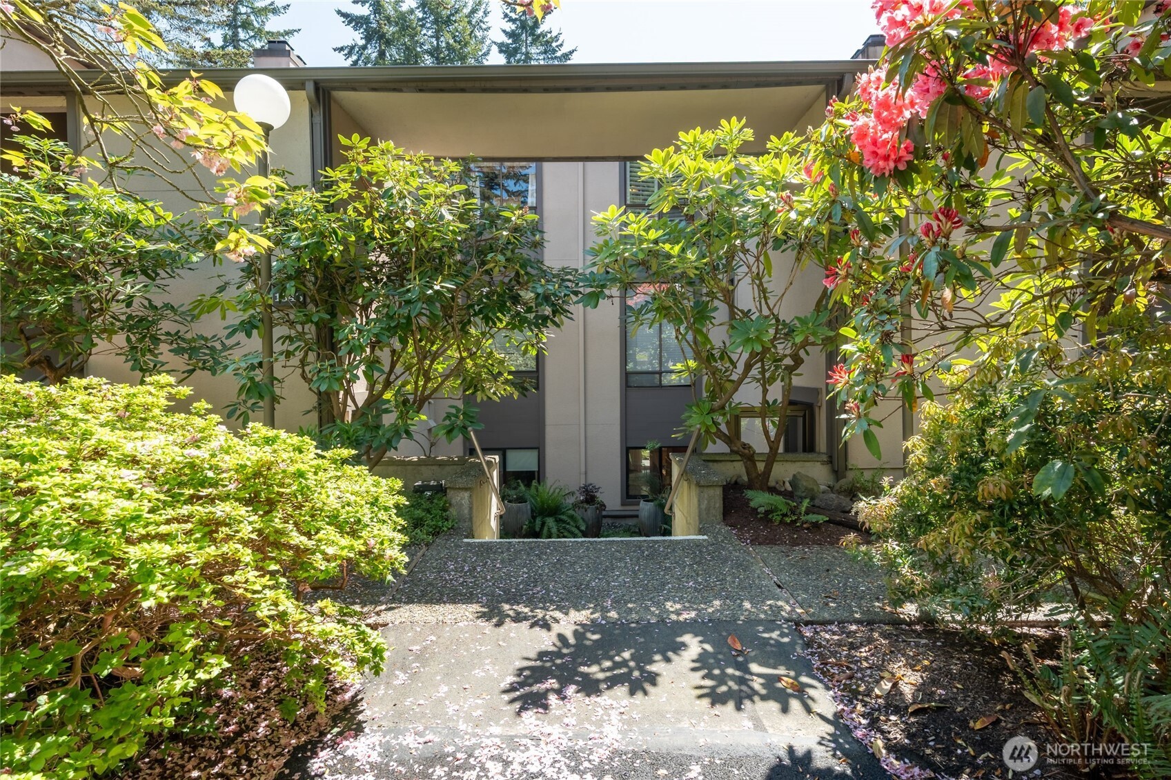 1543 NE 143rd Street Unit: G2
