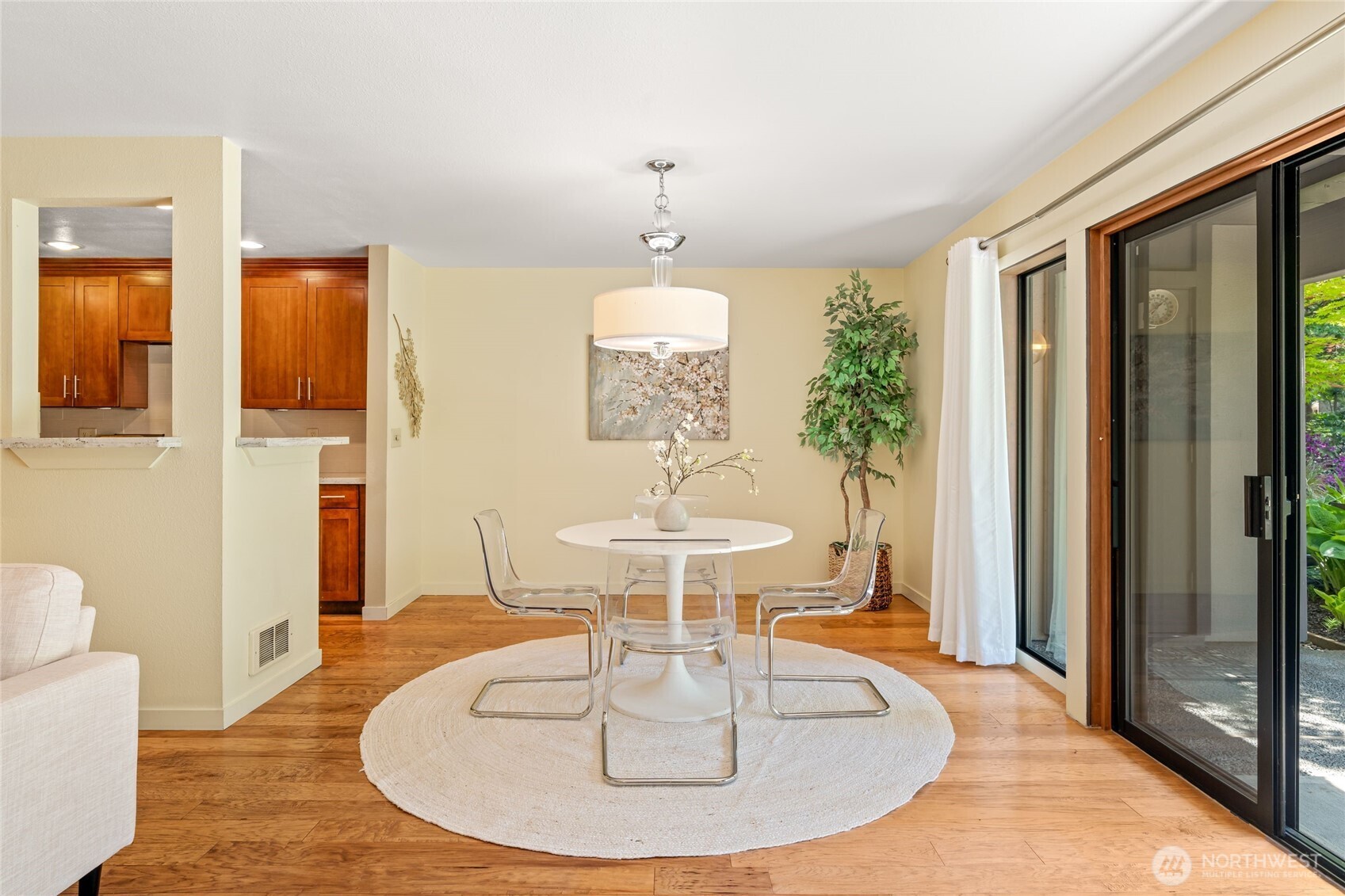 1543 NE 143rd Street Unit: G2