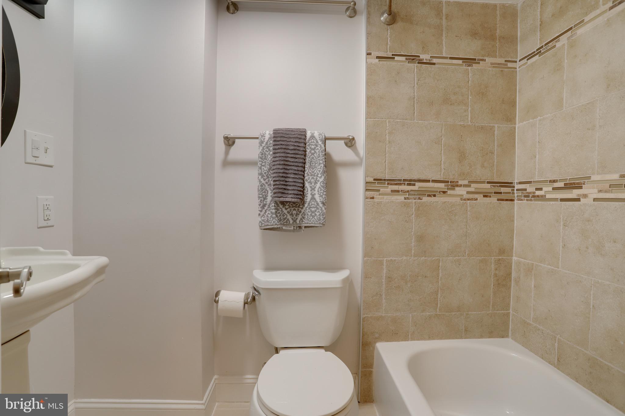 1437 A St NE #1437