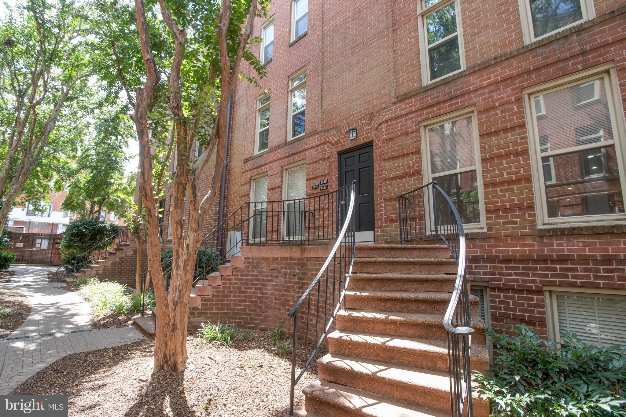 1437 A St NE #1437
