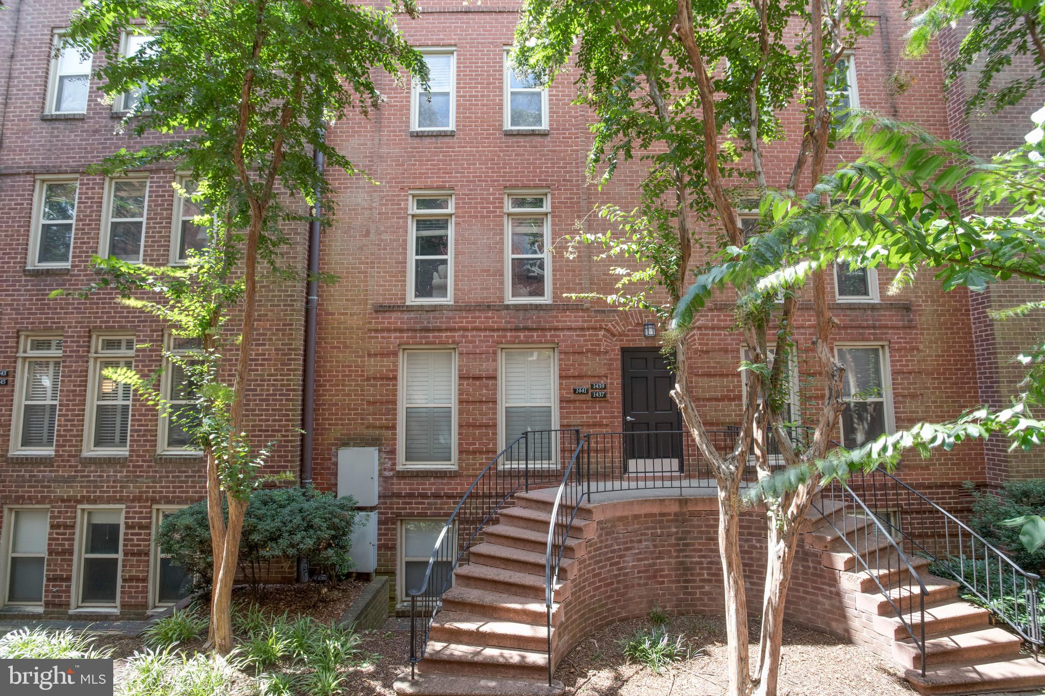 1437 A St NE #1437