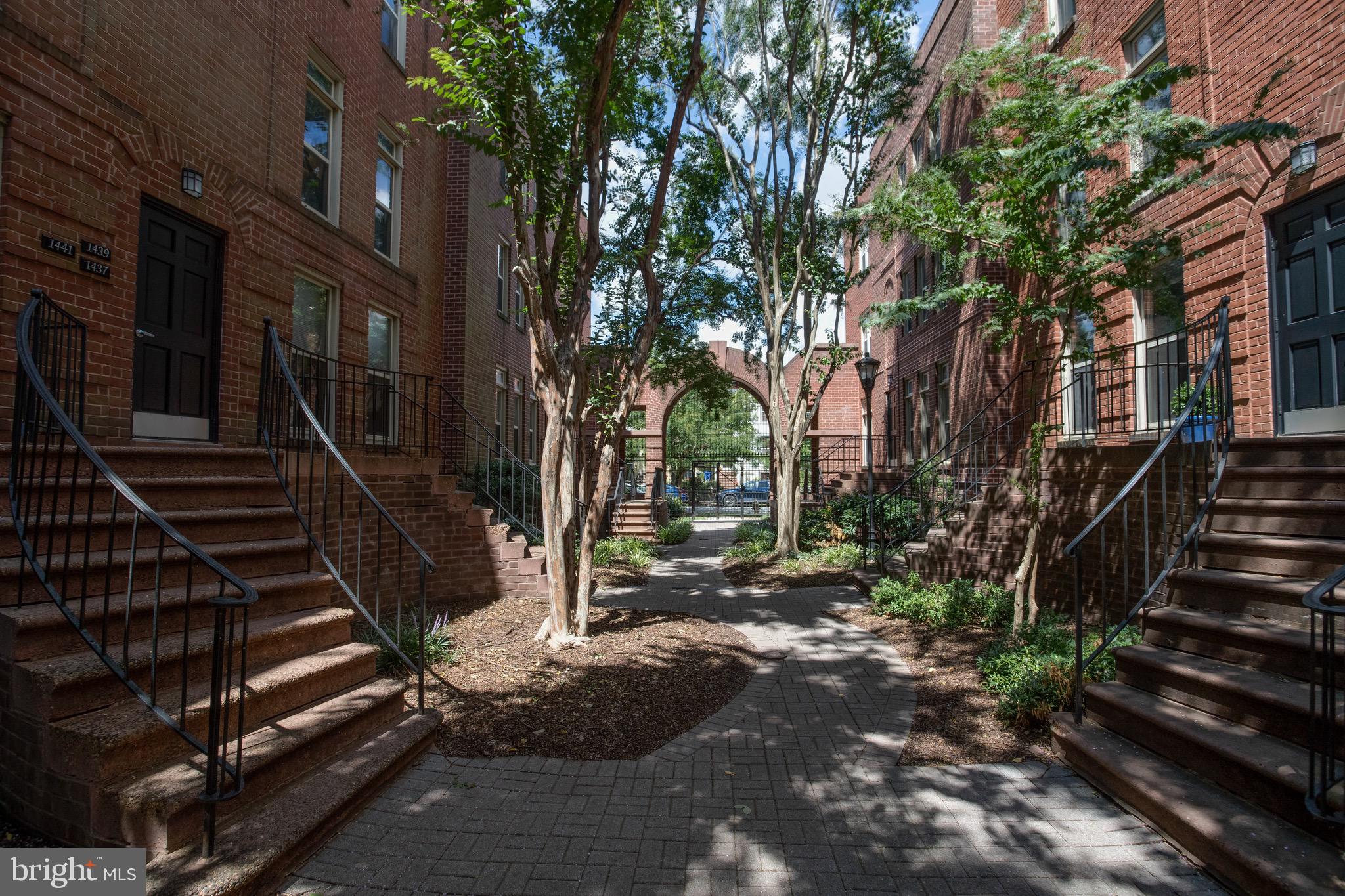 1437 A St NE #1437