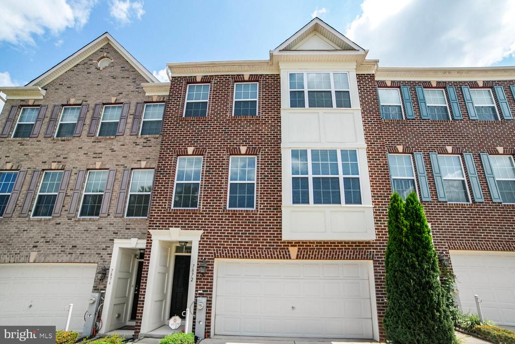 7872 RIVER ROCK WAY
