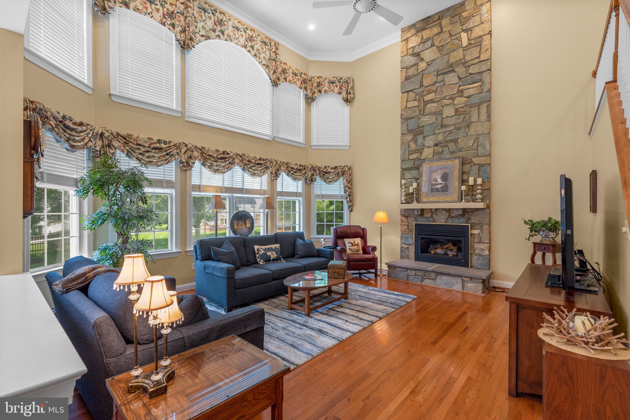 16404 Danforth COURT