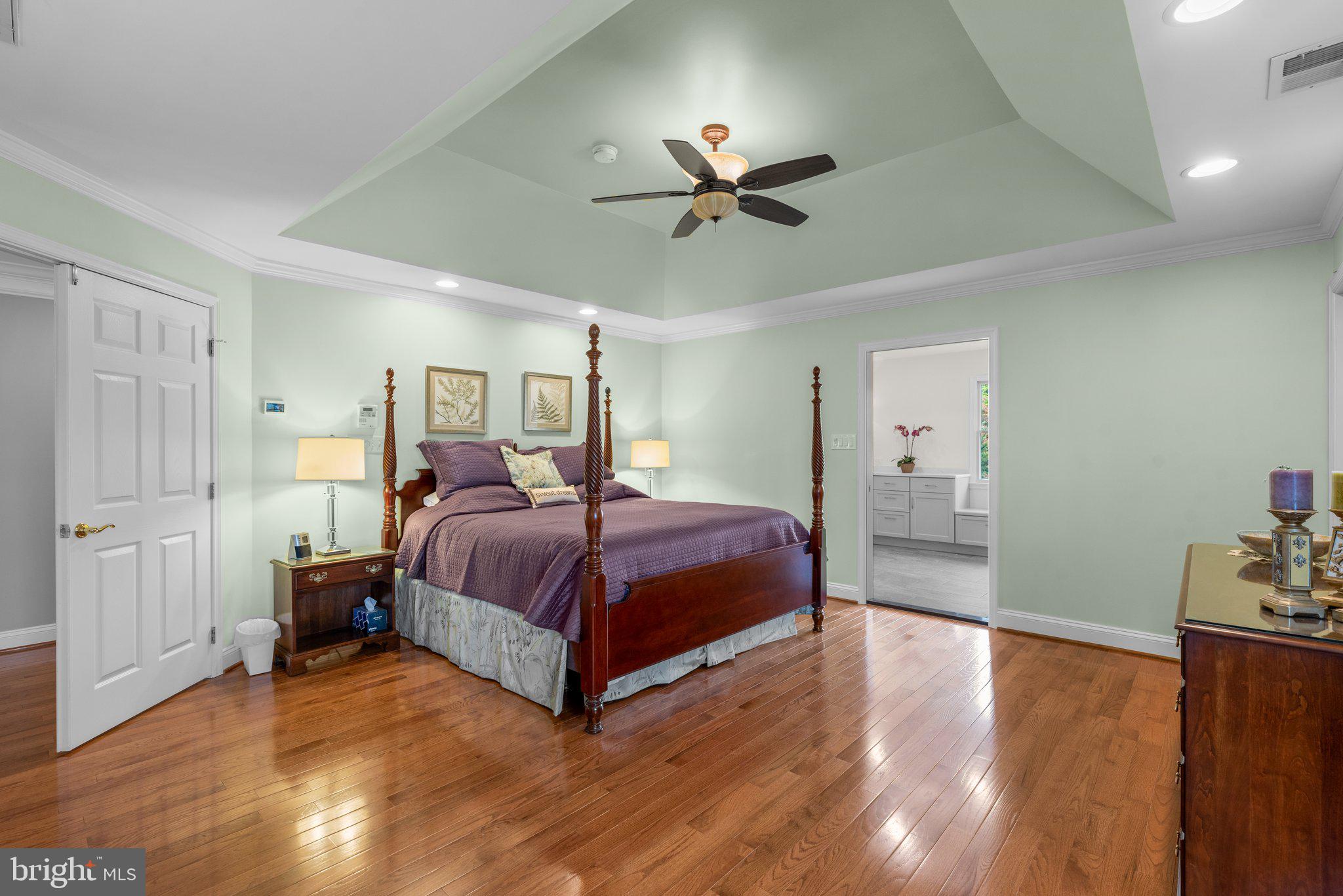 16404 Danforth COURT