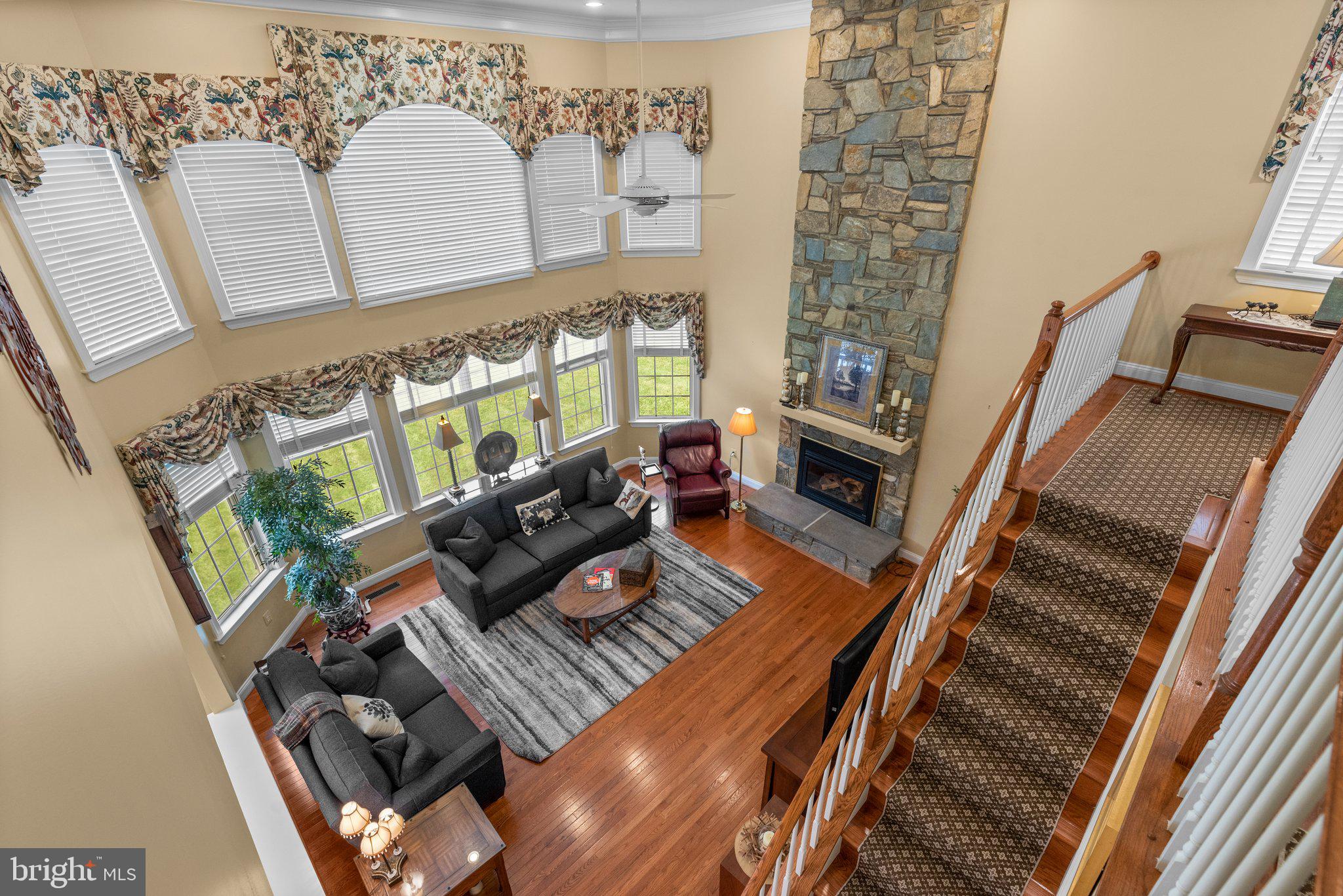 16404 Danforth COURT