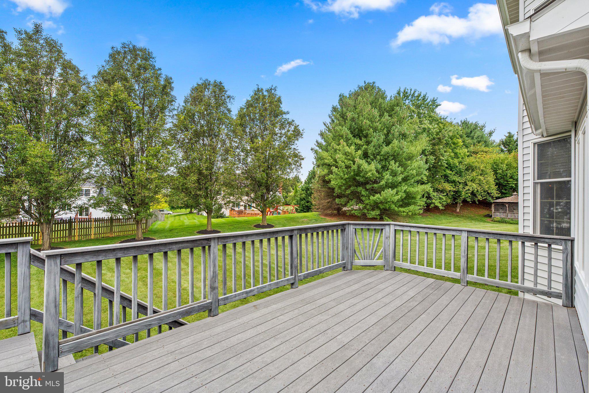 16404 Danforth COURT