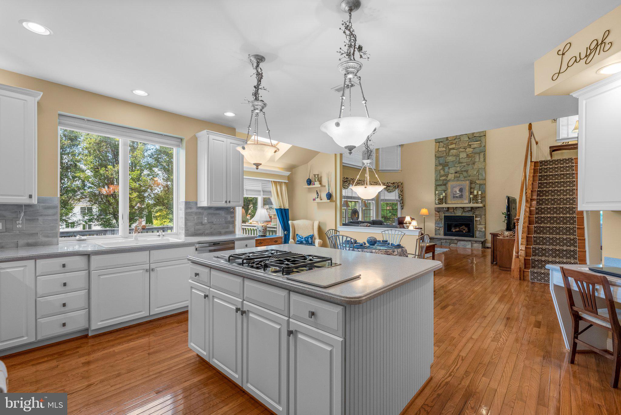 16404 Danforth COURT