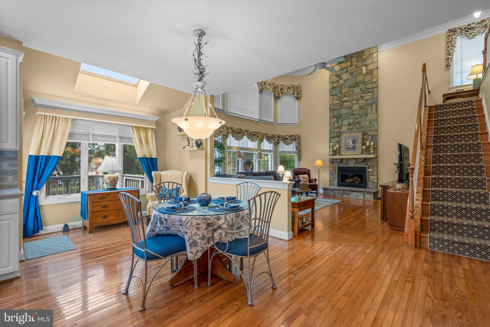 16404 Danforth COURT