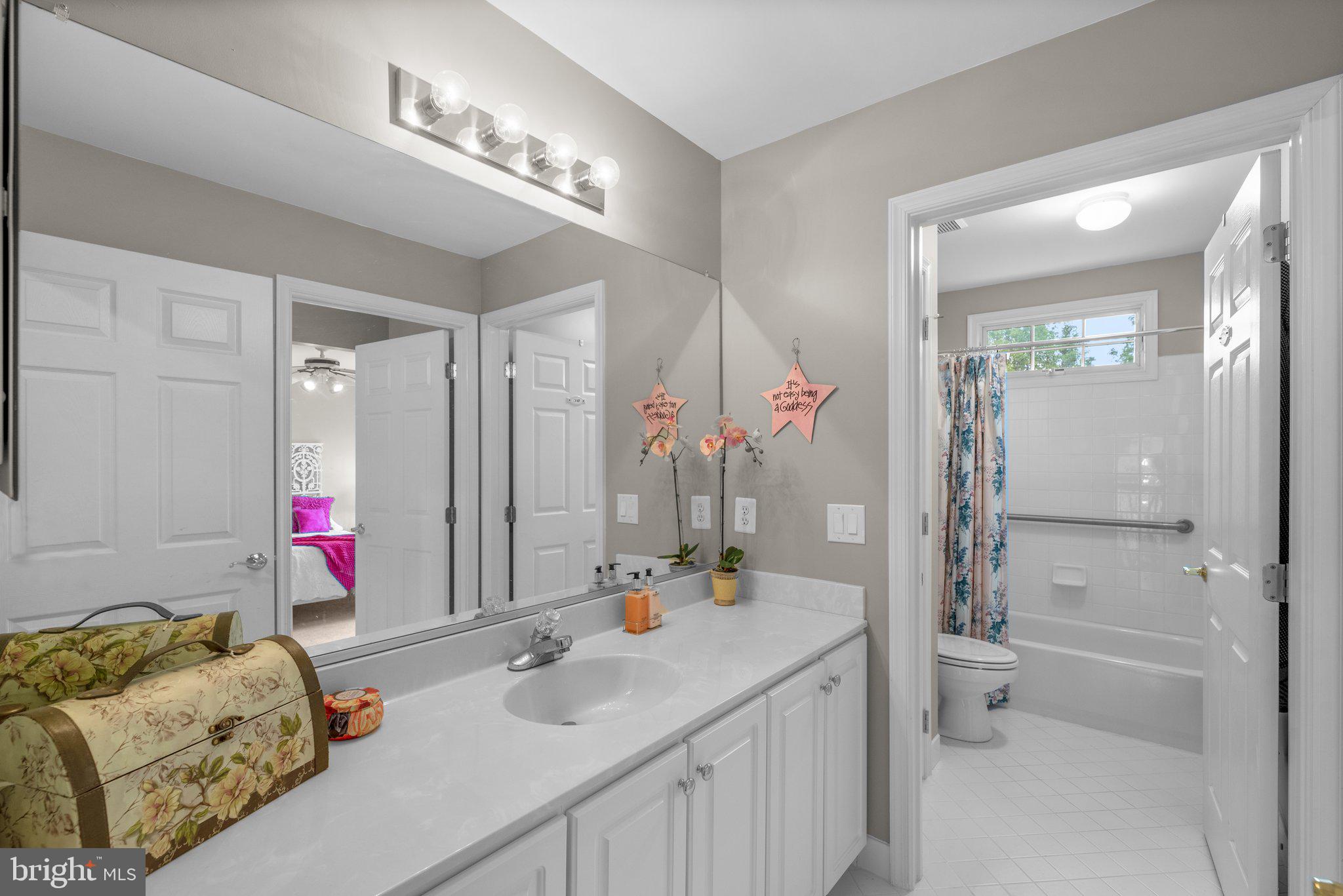 16404 Danforth COURT