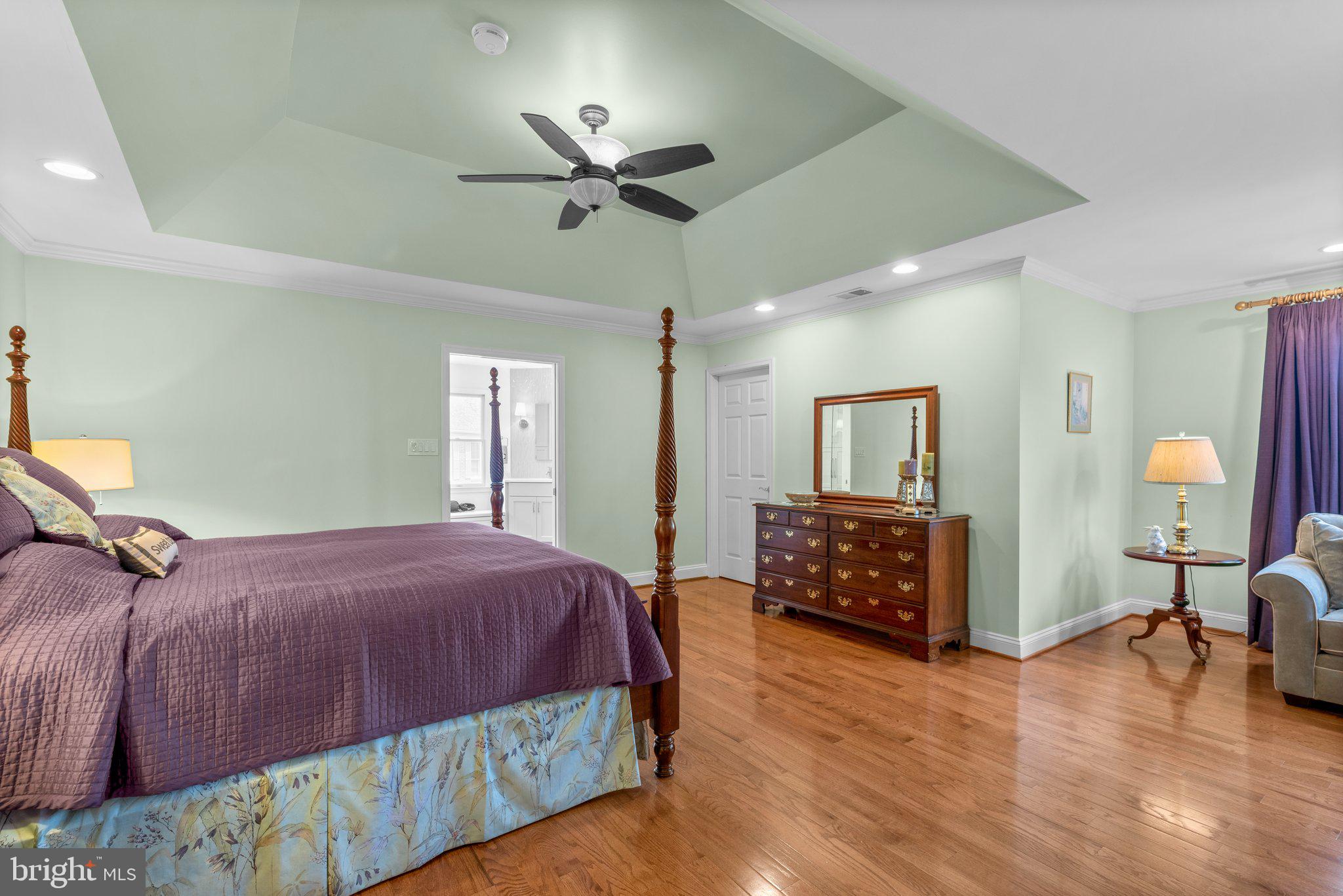 16404 Danforth COURT