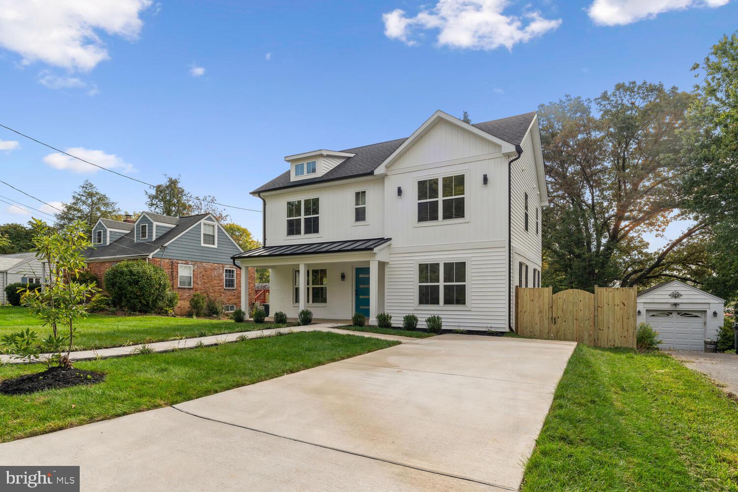 1610 Noyes DRIVE