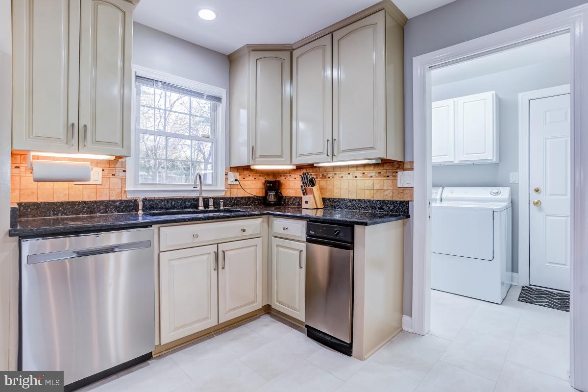 15105 Red Clover Dr
