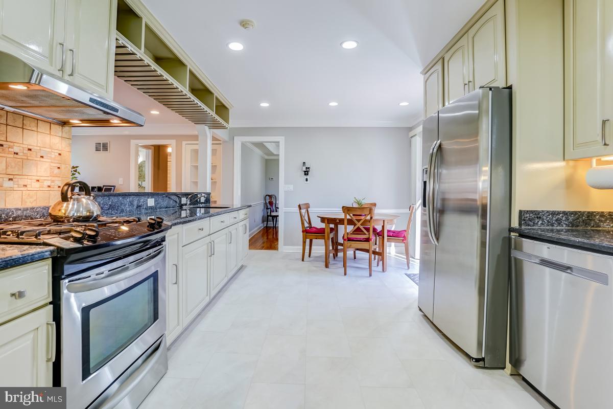 15105 Red Clover Dr