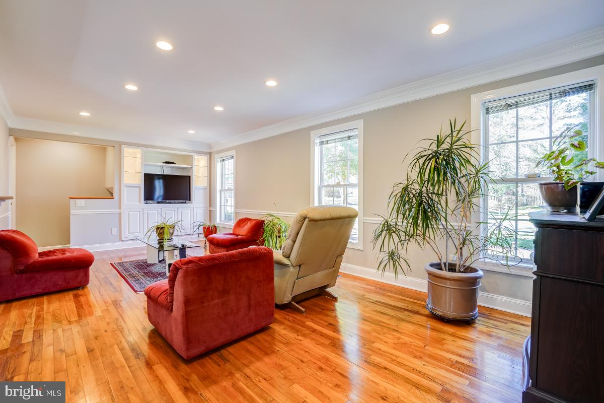 15105 Red Clover Dr
