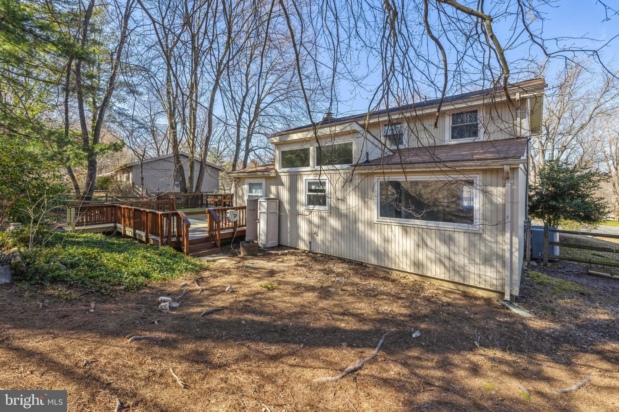 15229 Dufief Dr