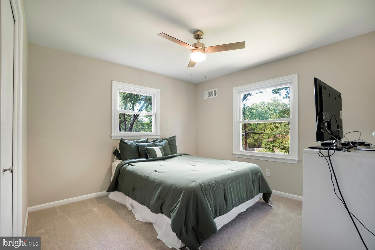 17613 Mill Creek Dr