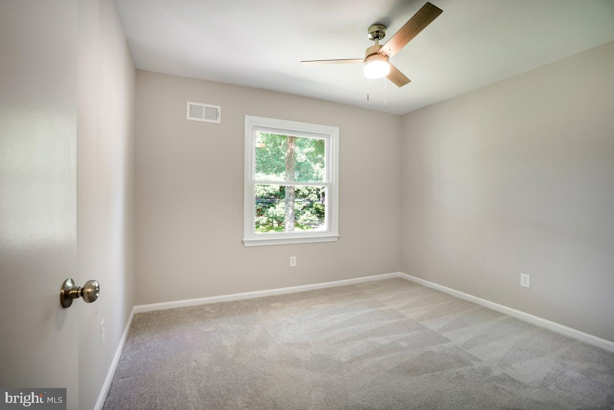 17613 Mill Creek Dr