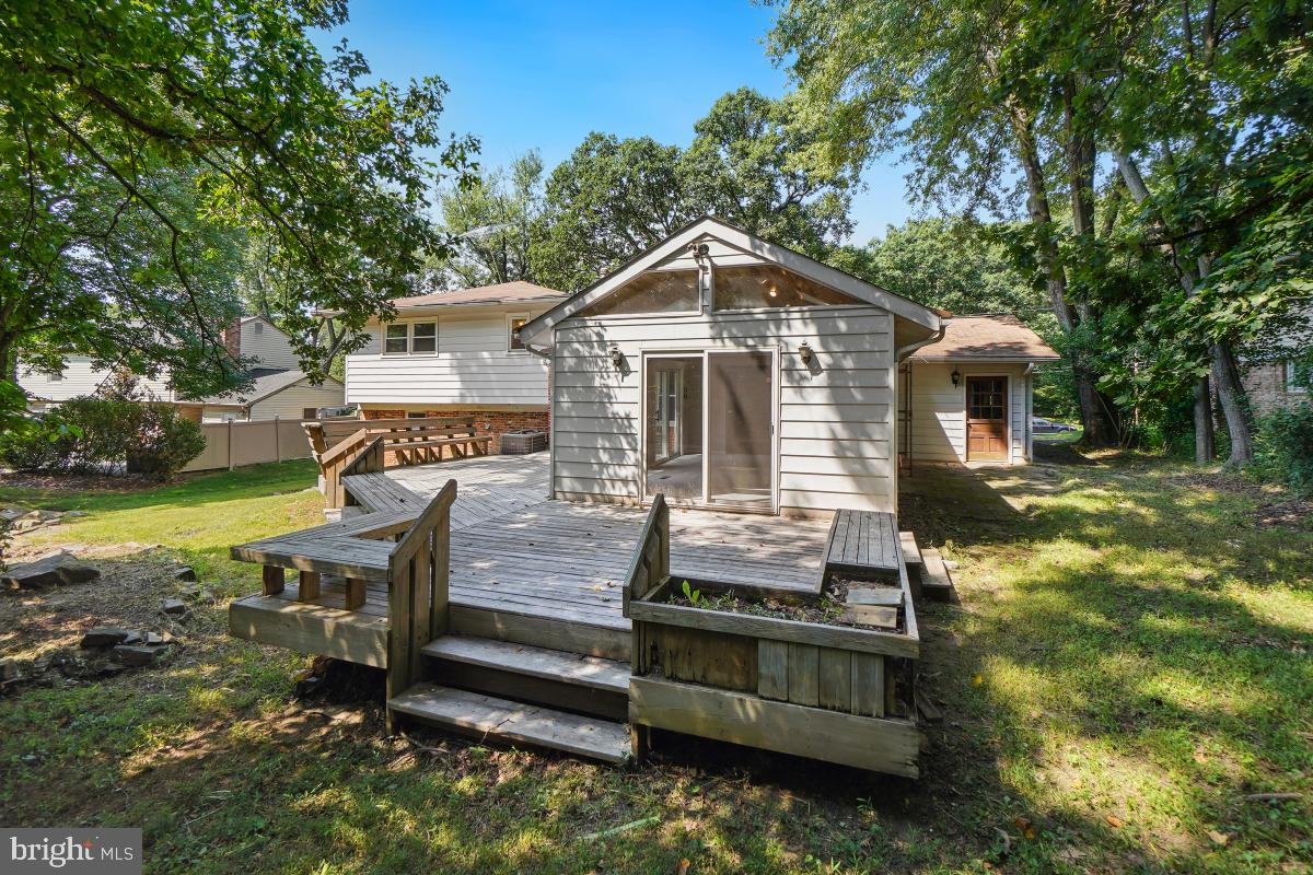 17613 Mill Creek Dr
