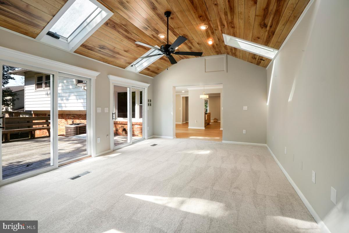 17613 Mill Creek Dr