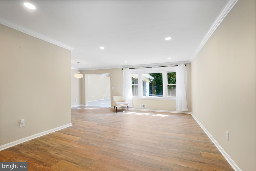 17613 Mill Creek Dr