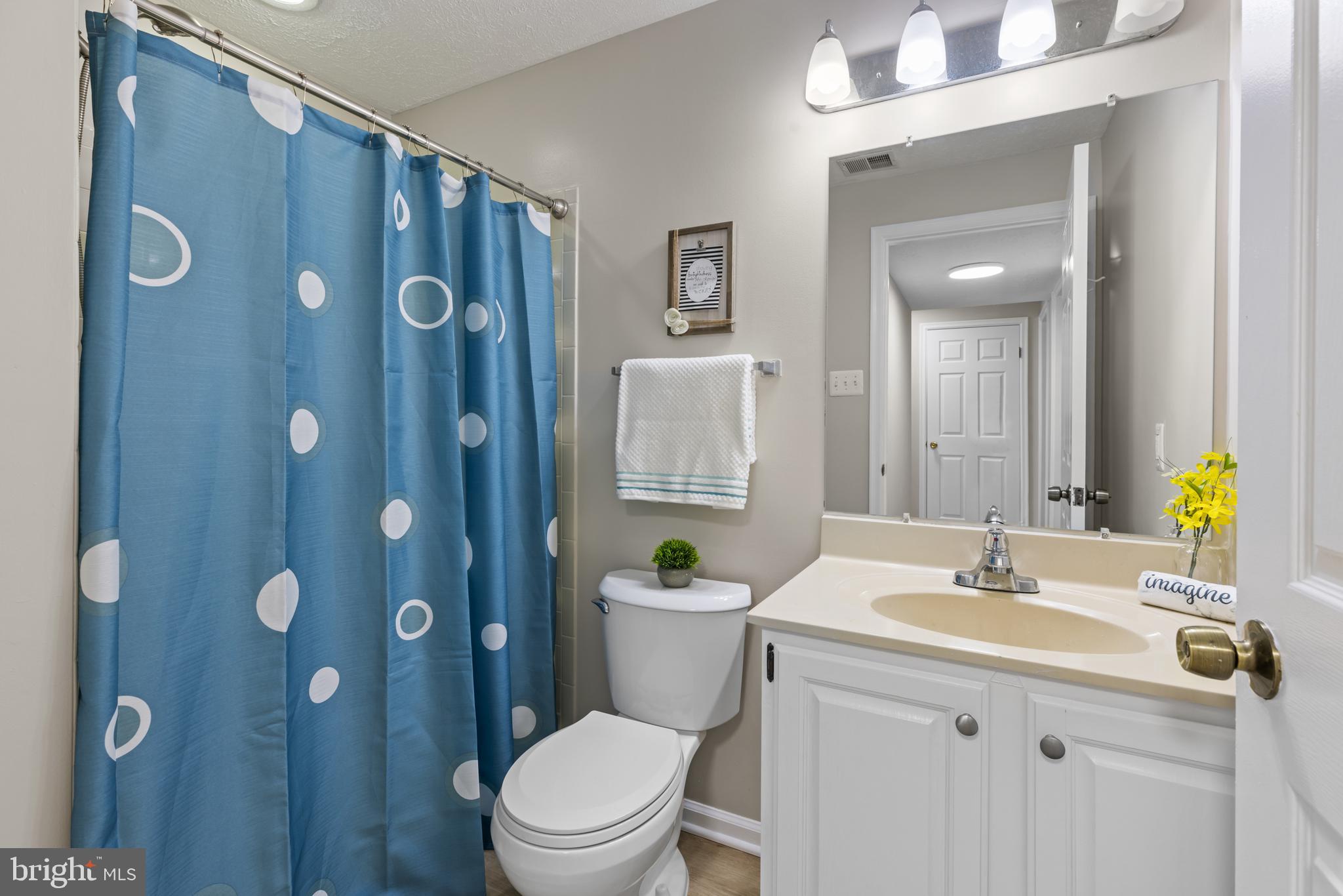 9 Scottsbury Ct