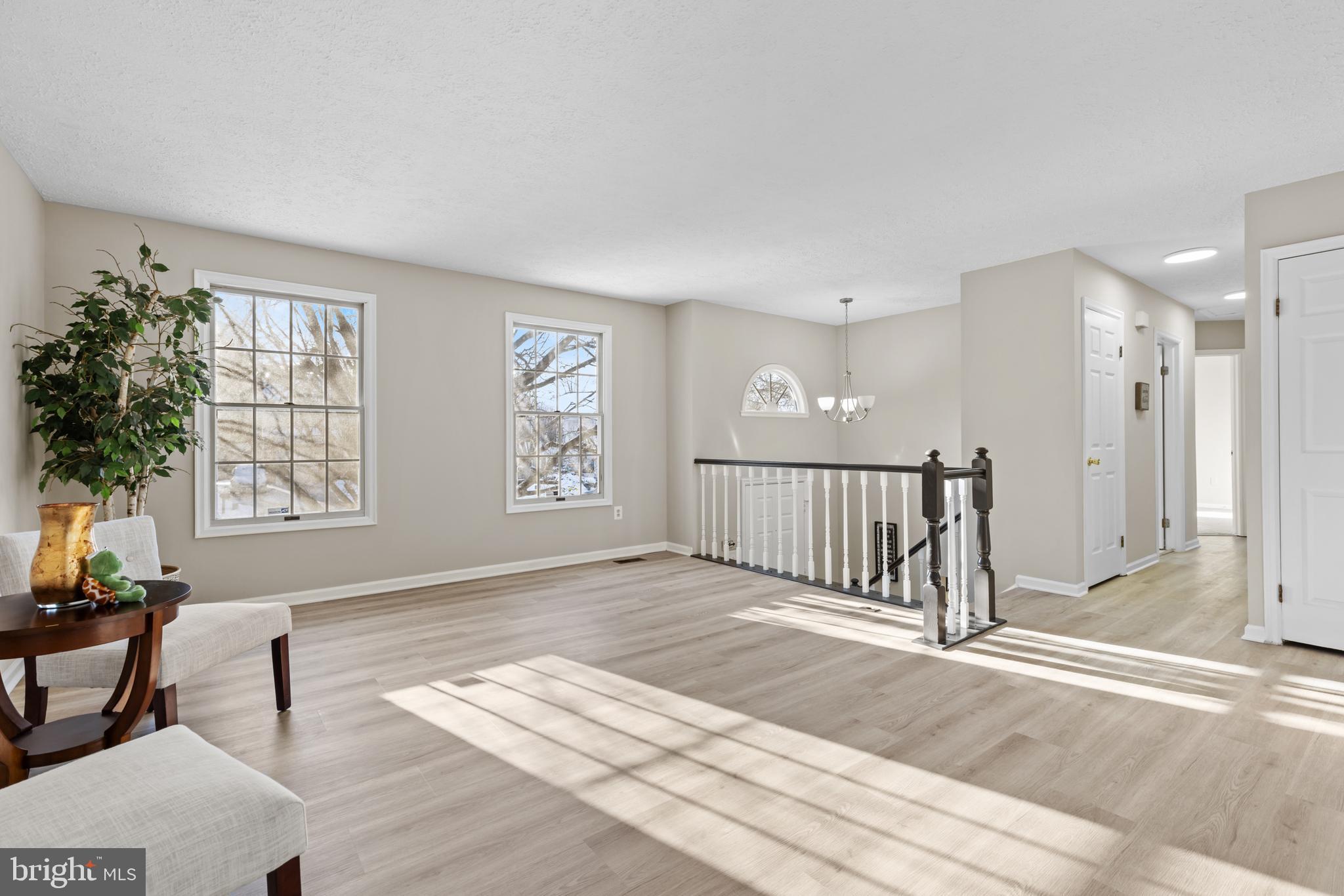 9 Scottsbury Ct