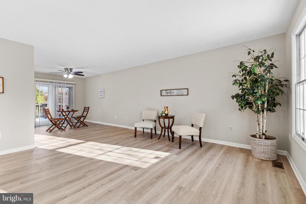 9 Scottsbury Ct