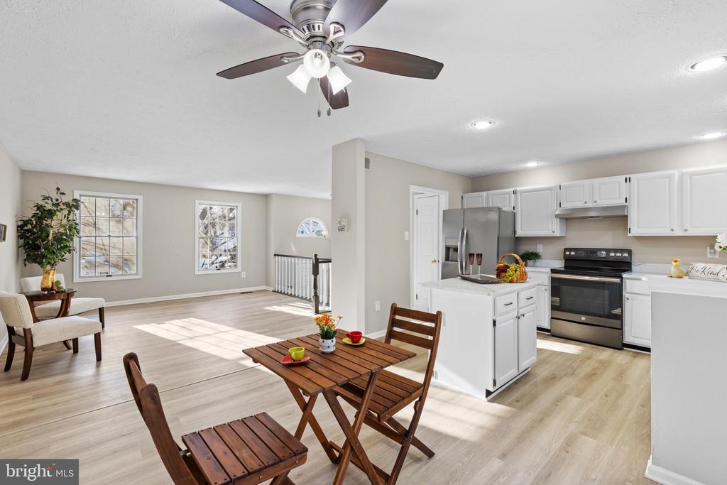 9 Scottsbury Ct
