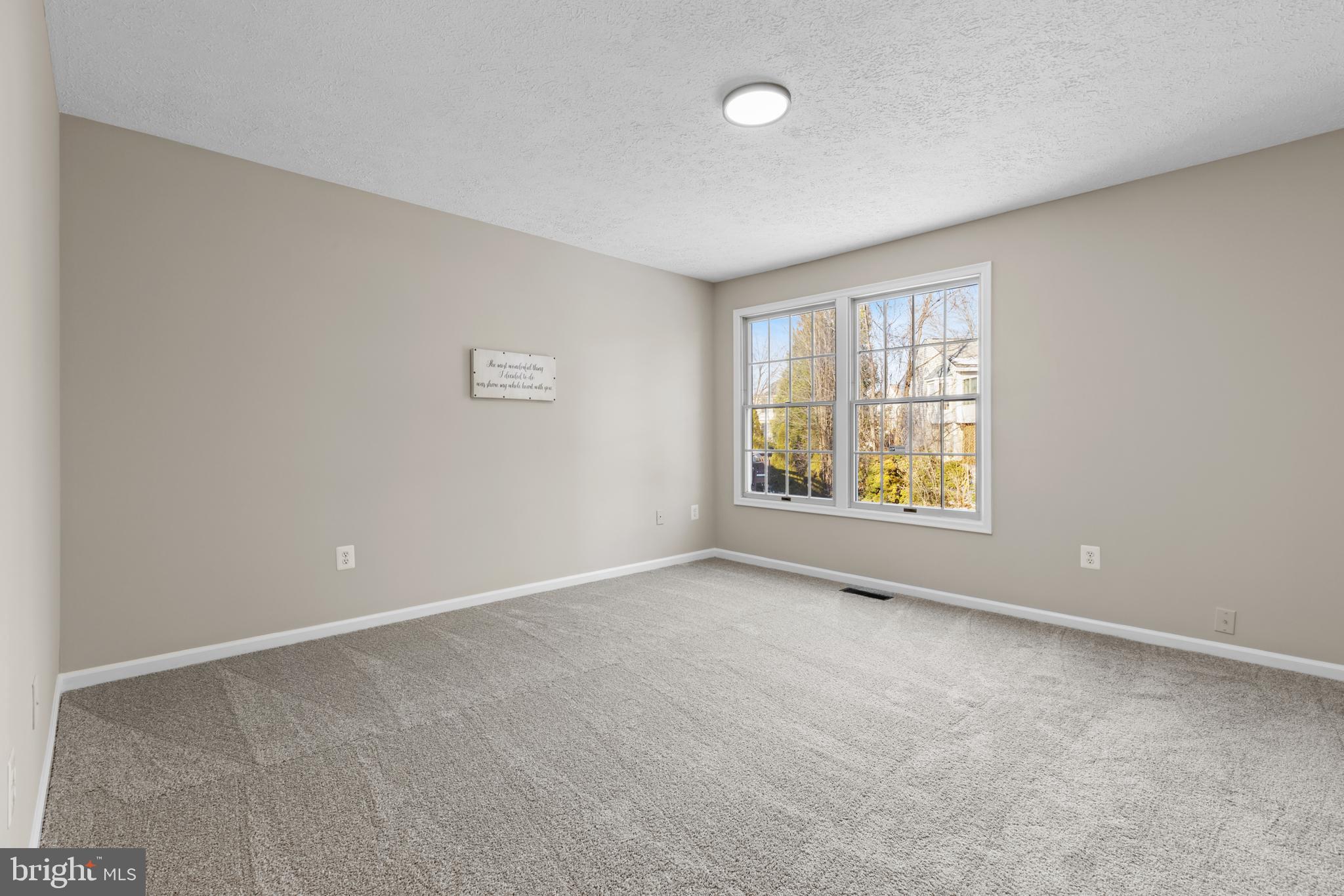 9 Scottsbury Ct