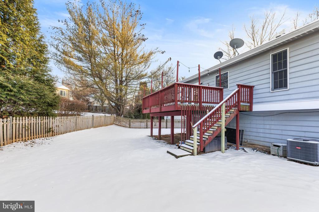 9 Scottsbury Ct