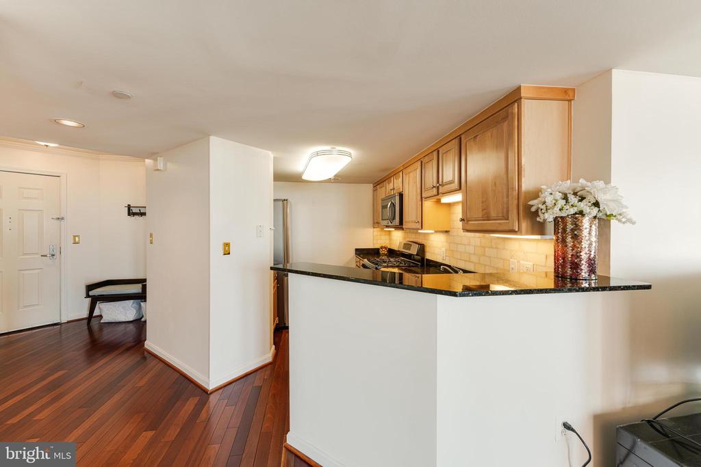 11710 Old Georgetown #930