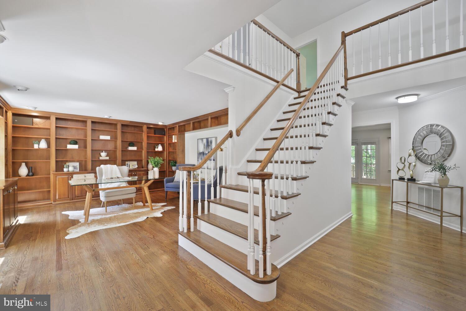 1531 Live Oak Dr