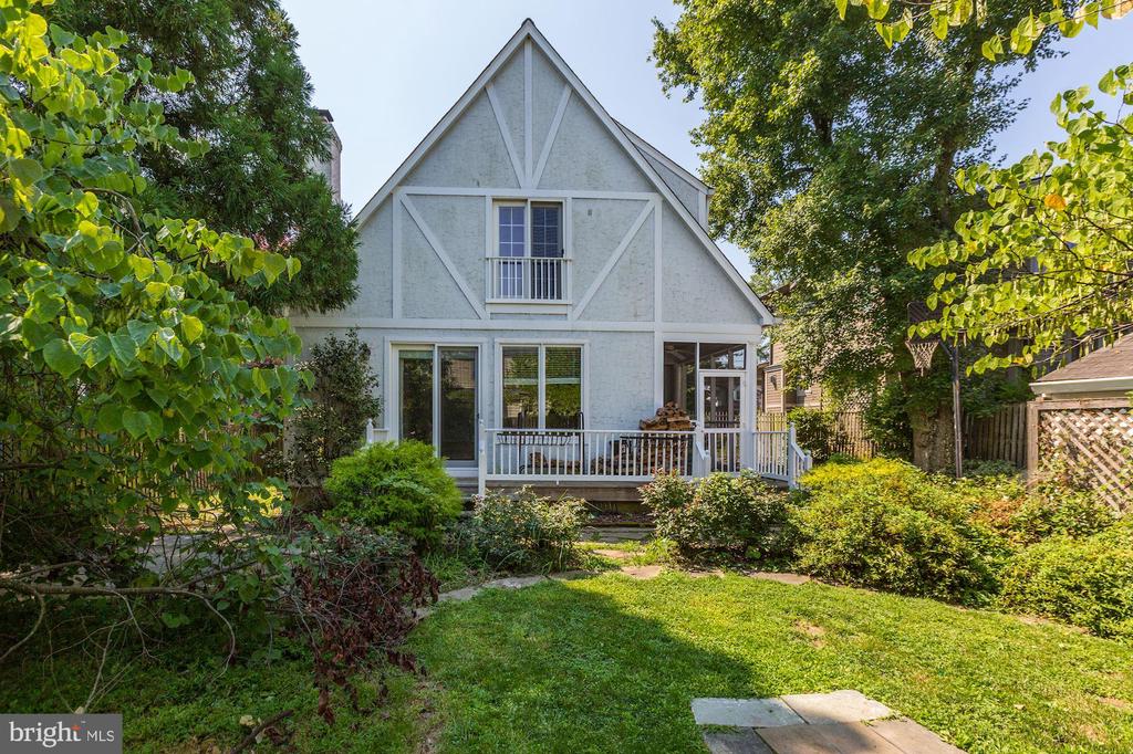 5119 MANNING DR