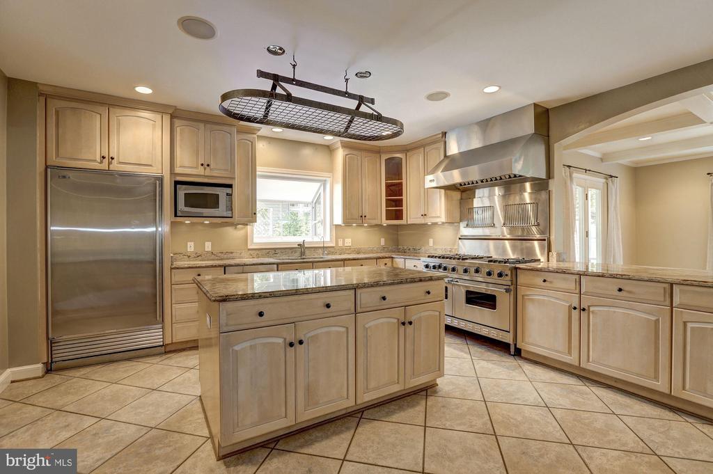 5119 MANNING DR