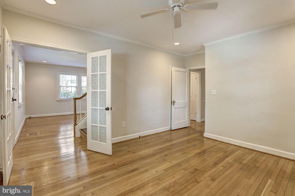 5119 MANNING DR