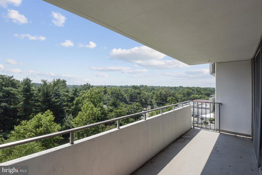 5101 RIVER RD #910