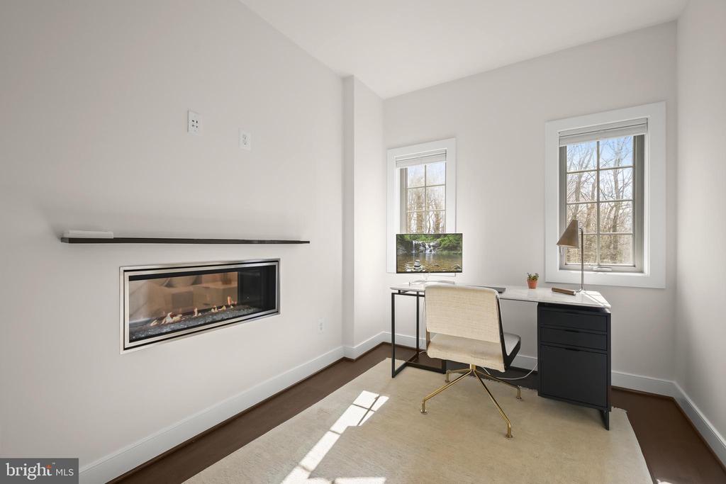 131 BYTHAM RIDGE LANE