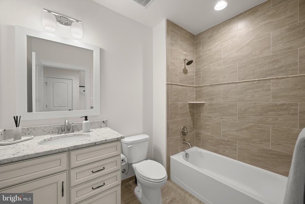 131 BYTHAM RIDGE LANE