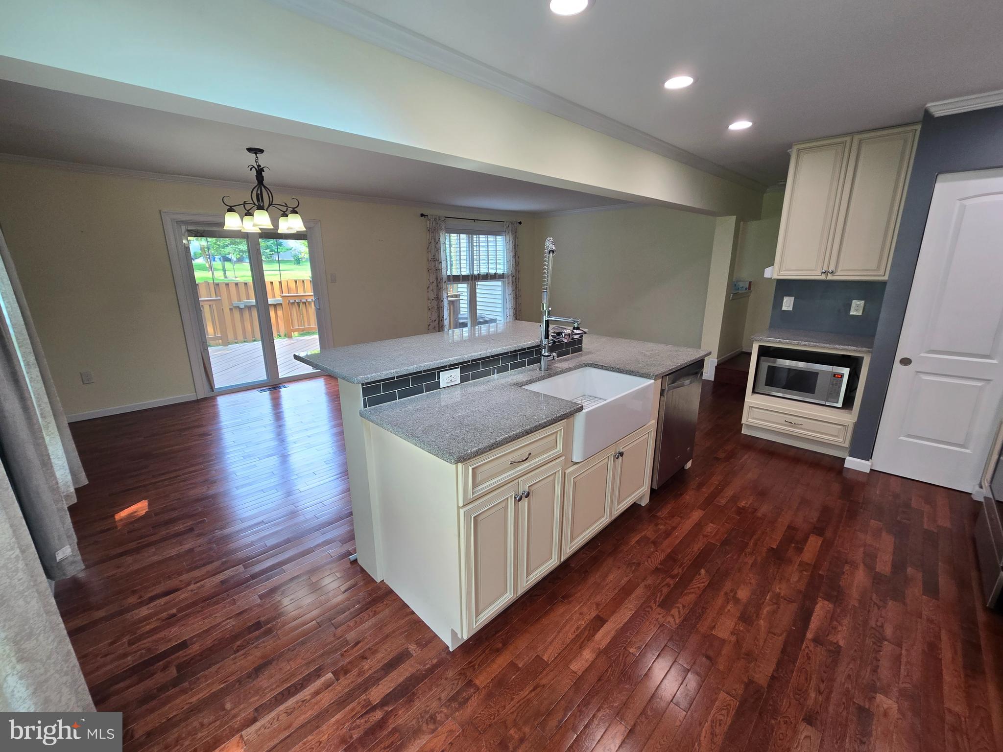 14942 HABERSHAM CIRCLE