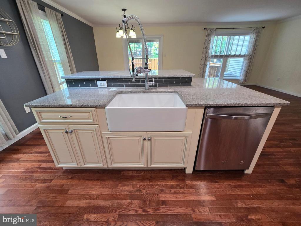 14942 HABERSHAM CIRCLE