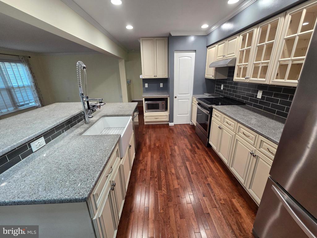 14942 HABERSHAM CIRCLE