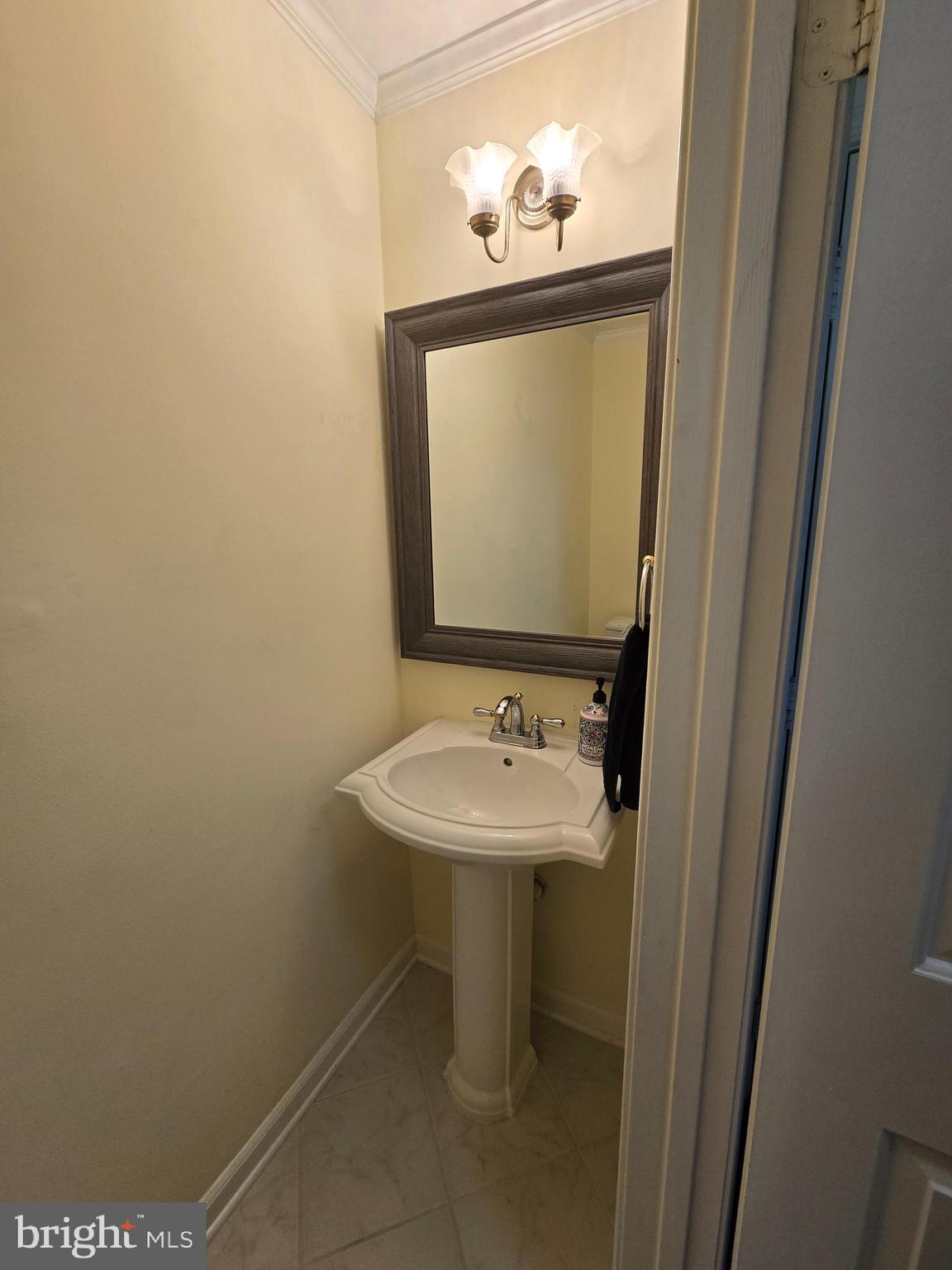 14942 HABERSHAM CIRCLE