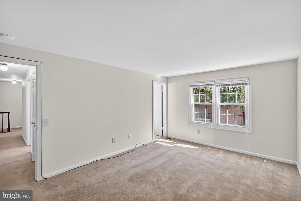 11405 CLASSICAL LANE