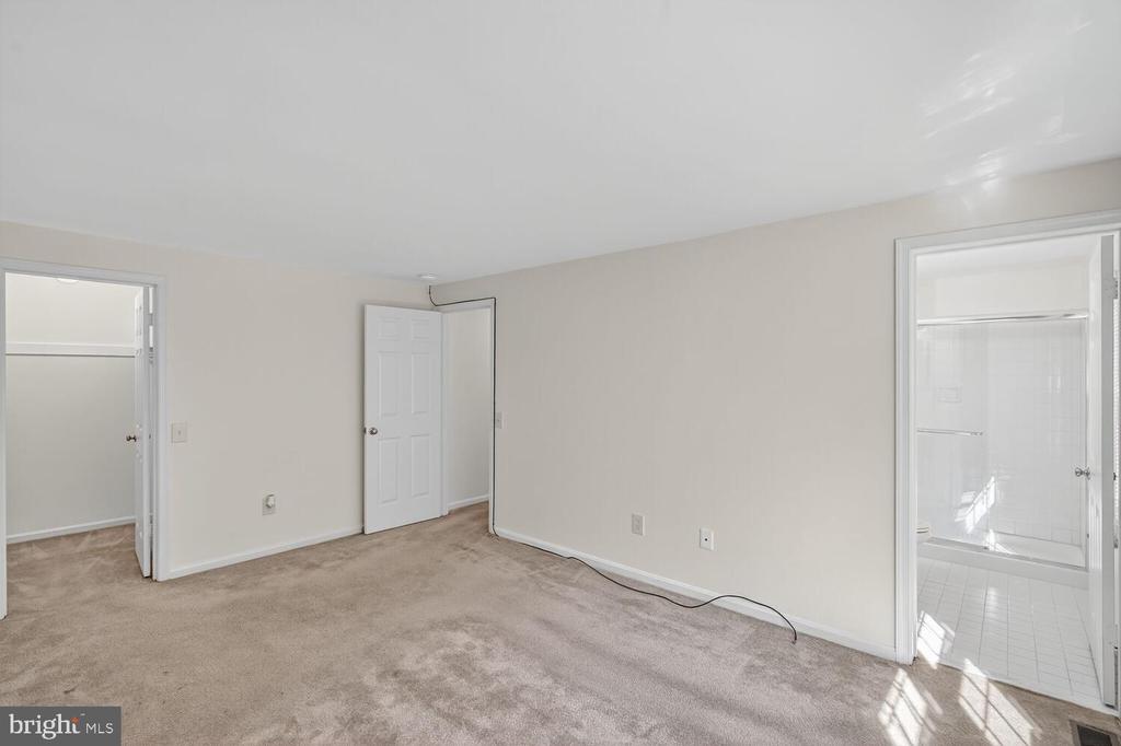 11405 CLASSICAL LANE