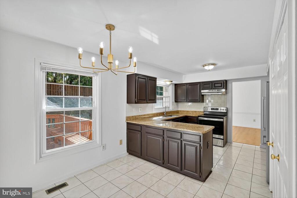 11405 CLASSICAL LANE